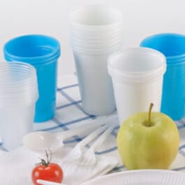 vasos 1 - Plásticos